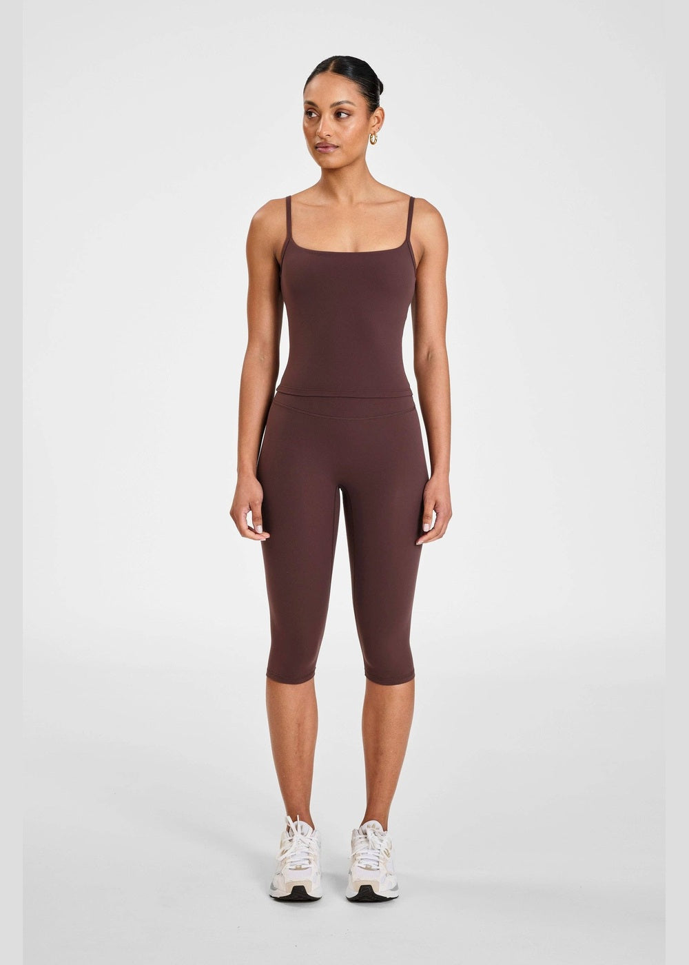 ALLFENIX CloudCore Capri Legging in Espresso, full outfit from front