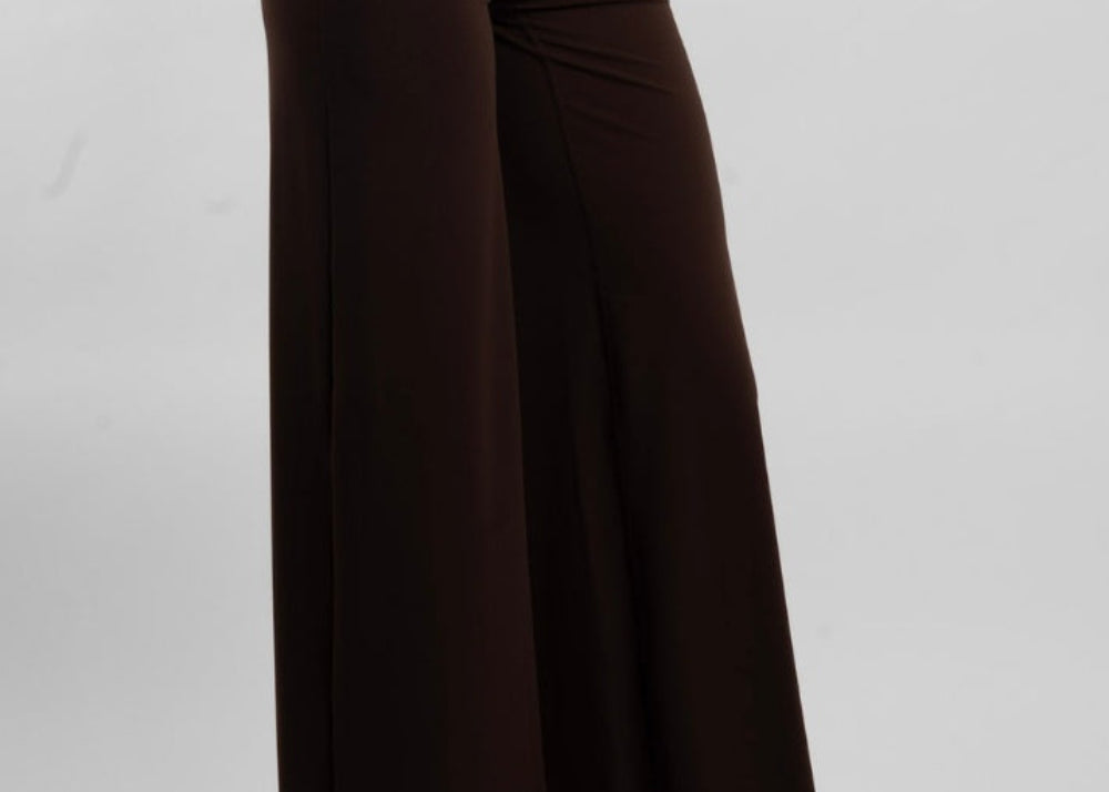 Active Basics BaseMotion™ Invisible Scrunch Wide Leggings – Chocolate – side view