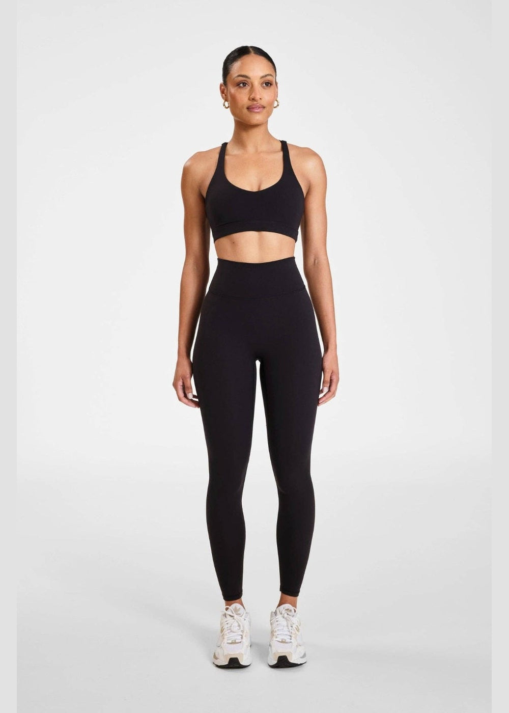 ALLFENIX CloudCore 7/8 Legging in Onyx black, full outfit from front