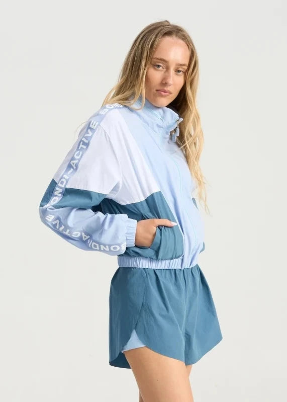 Bondi Active Cropped Windbreaker Hoodie – Blue Multi – product view 2