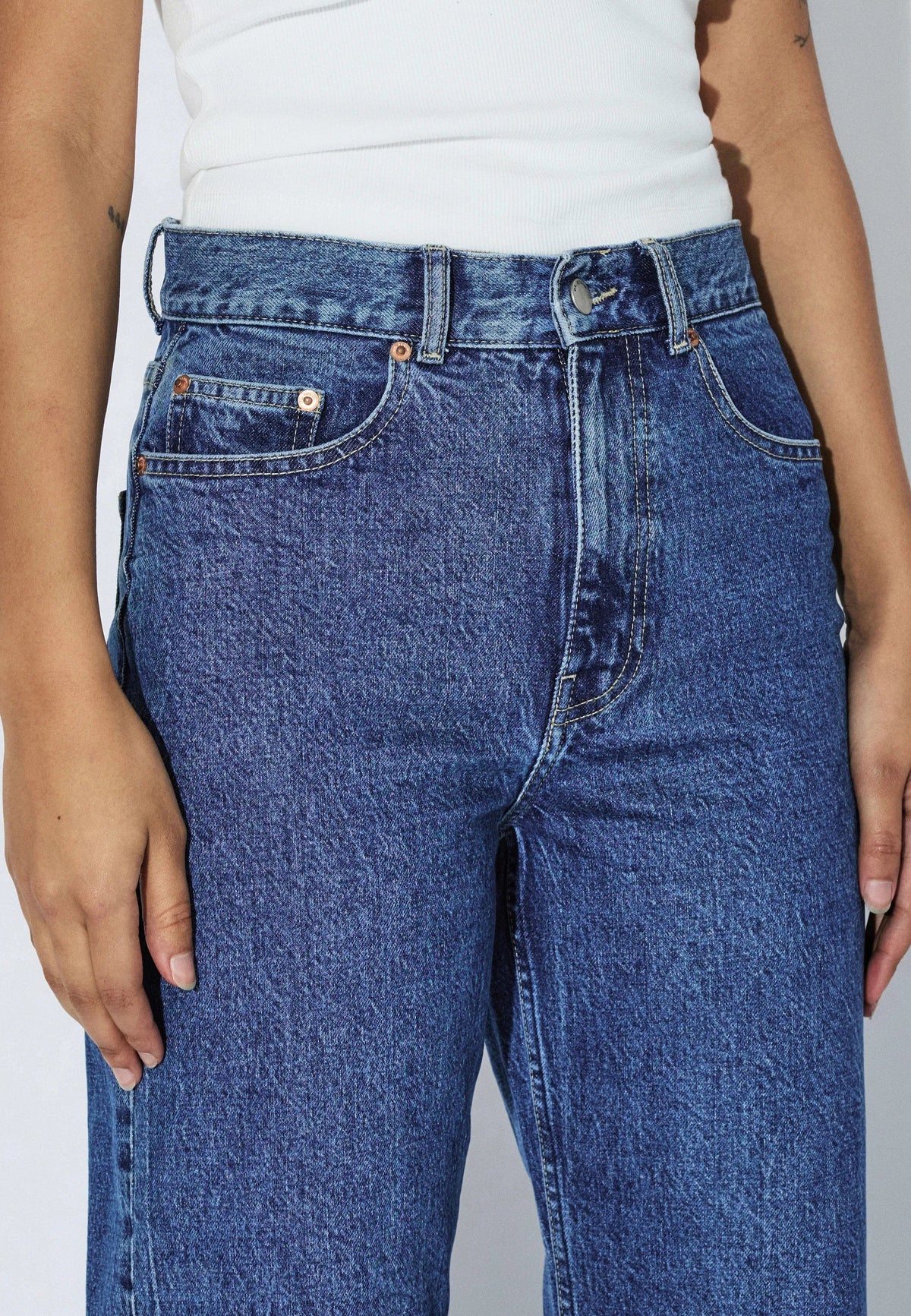 Dr. Denim Echo High Straight jeans in Bay Mid Retro – detail 2