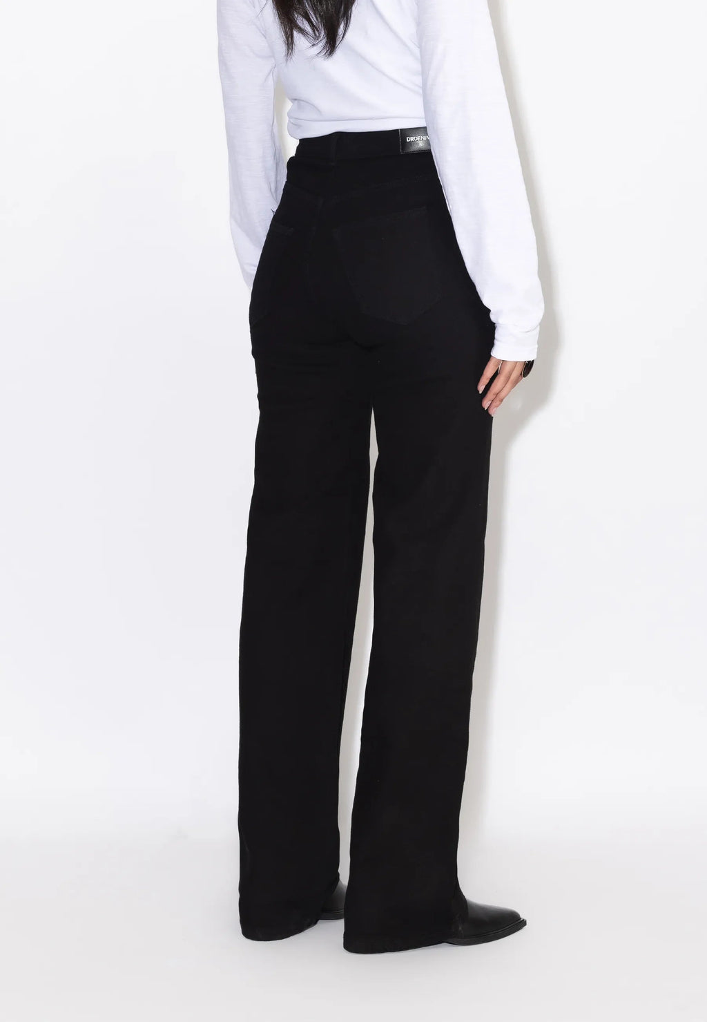 Dr. Denim Moxy High Straight jeans in Solid Black – view 6