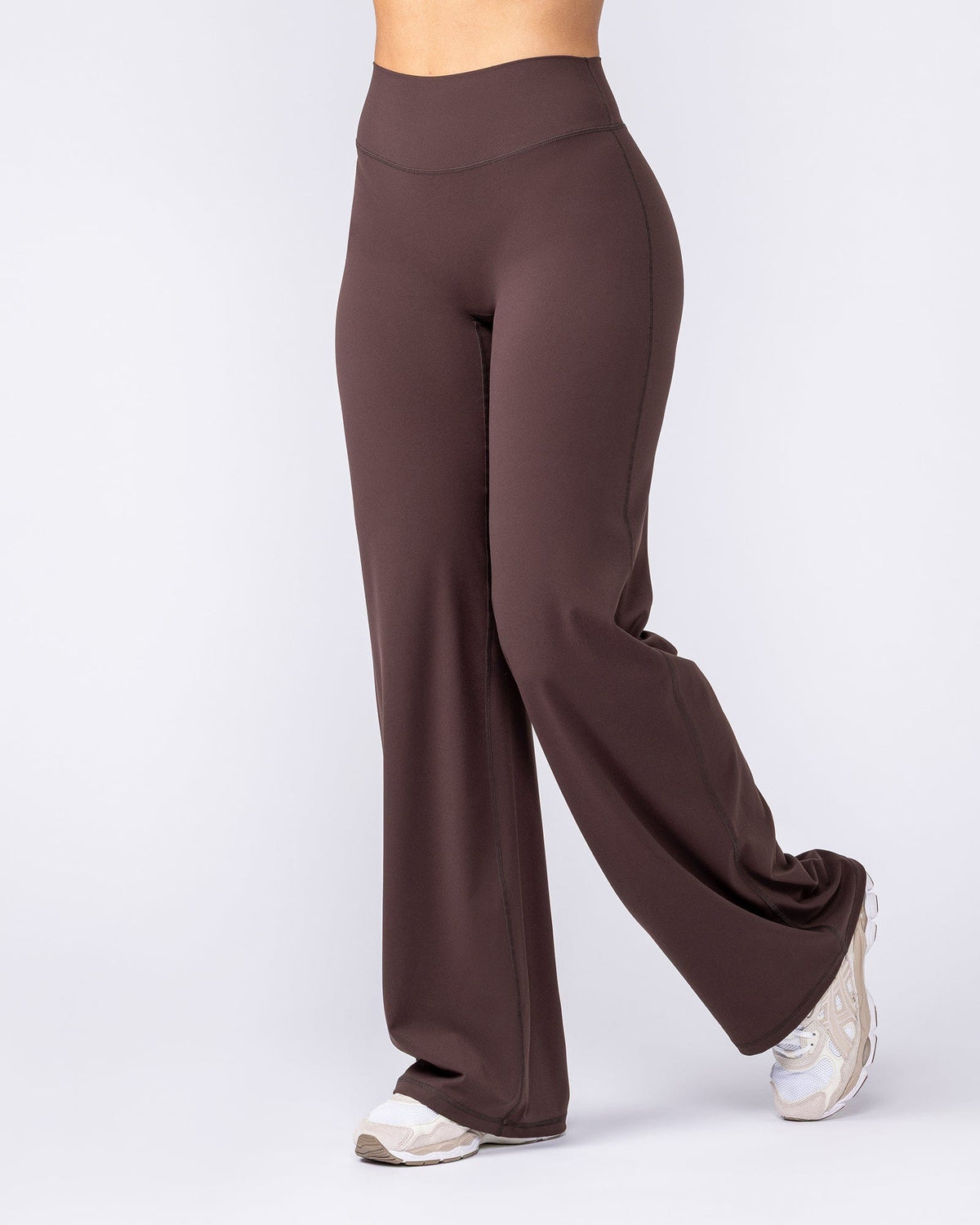 Muscle Nation Aura straight leg leggings Tall – Cocoa – product view 5
