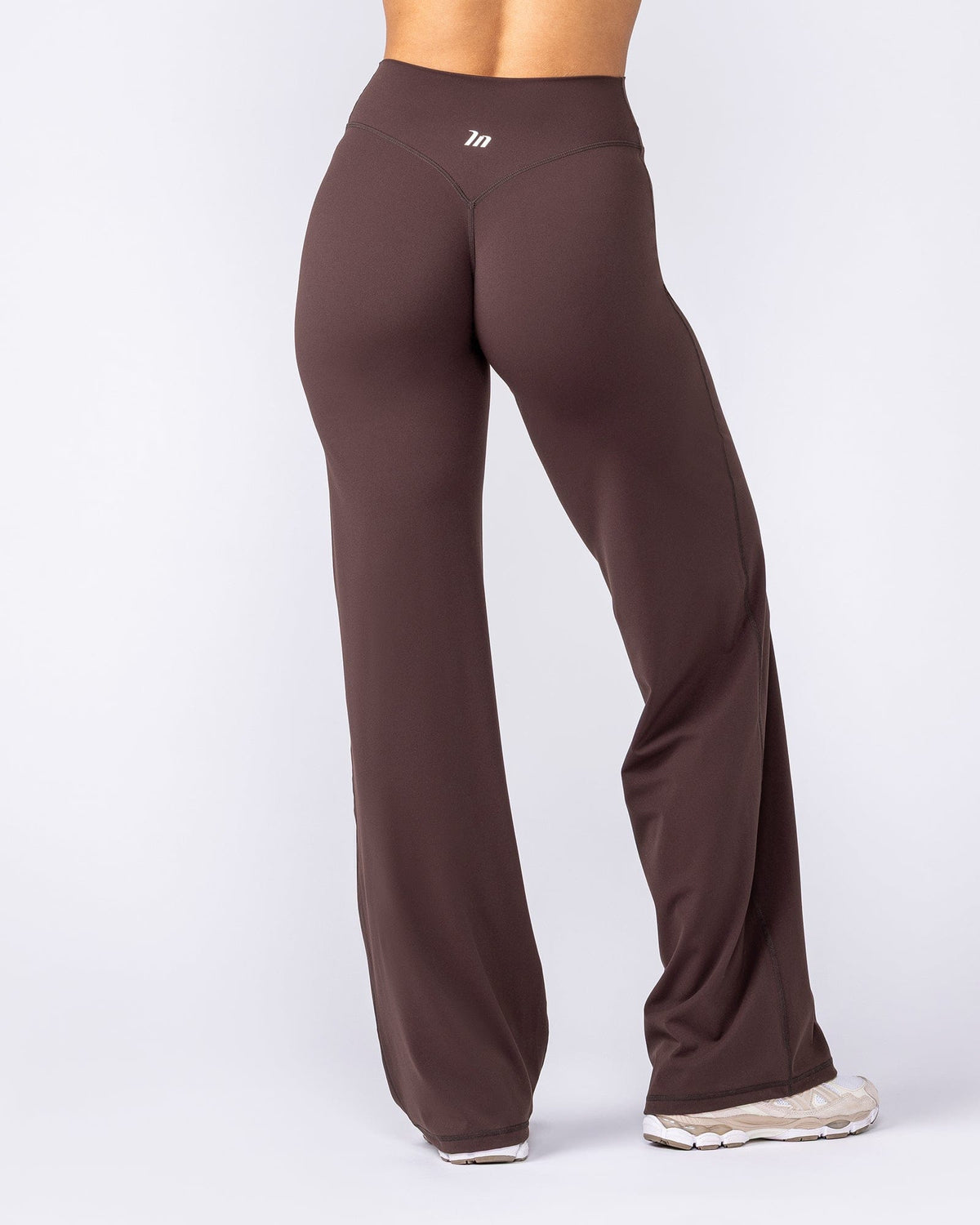 Muscle Nation Aura straight leg leggings Tall – Cocoa – product view 7
