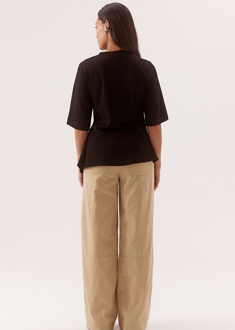 SOVERE / STUDIO SOHVI Tee – Black – product view 4