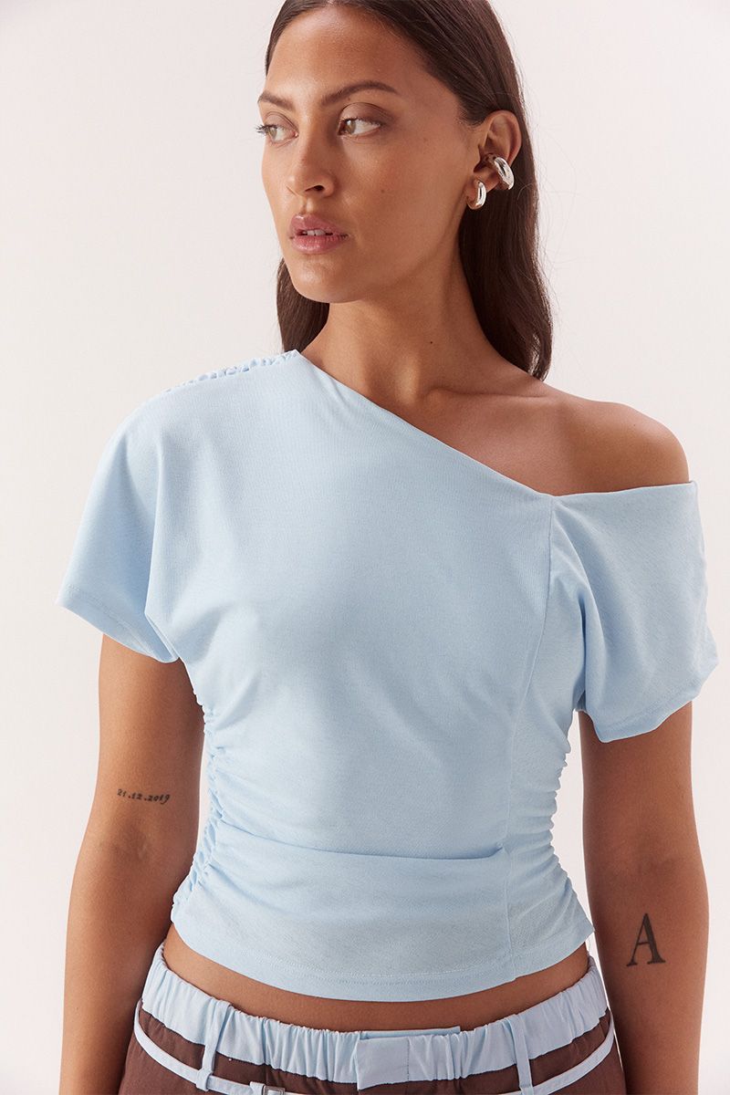 SOVERE / STUDIO VERA Top – Sky – product view 1