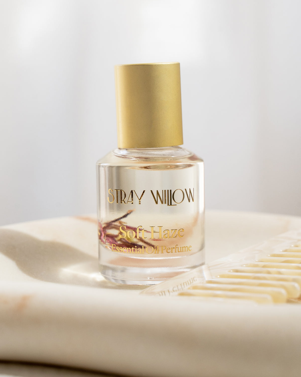 Stray Willow Essential Oil Perfume Roller – Soft Haze – product view 2
