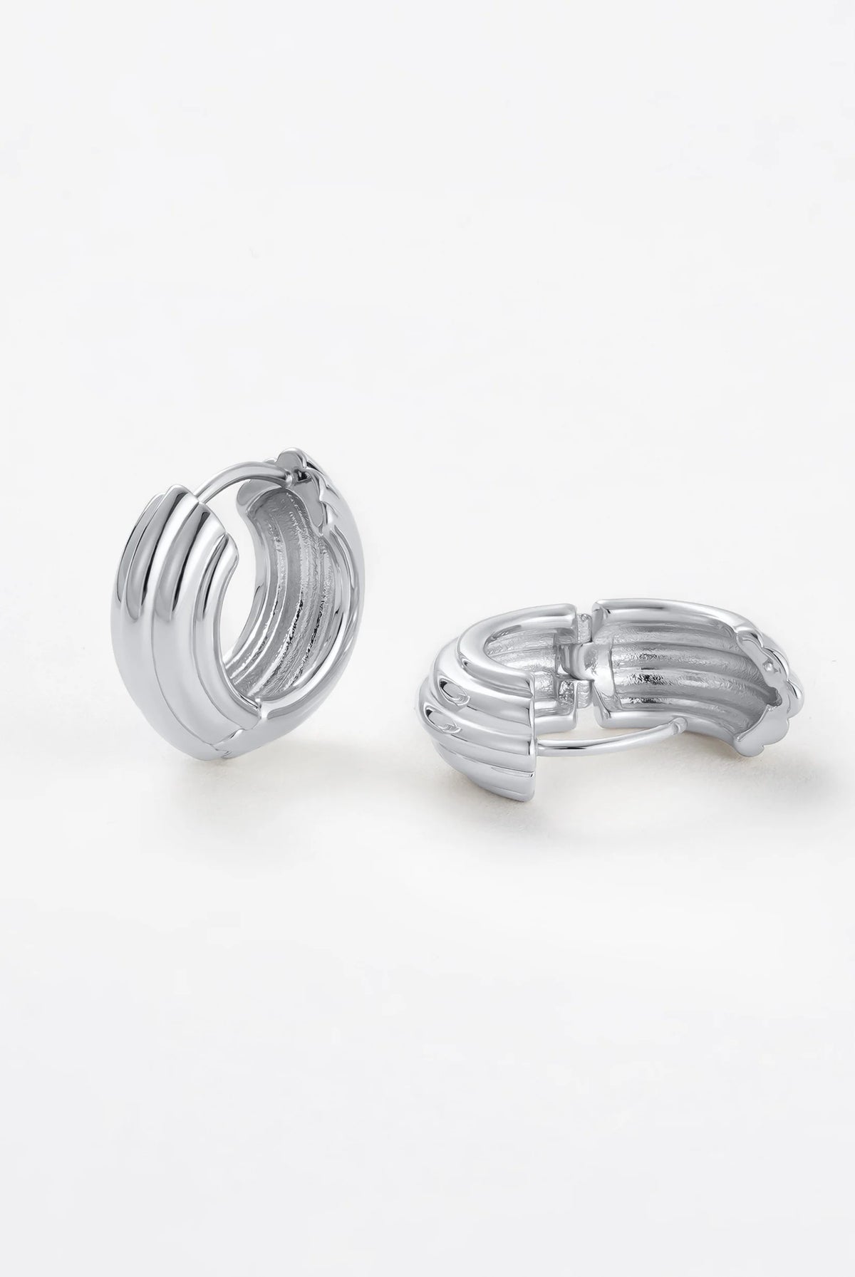 Zafino Eliza Hoop – Silver – product view 4