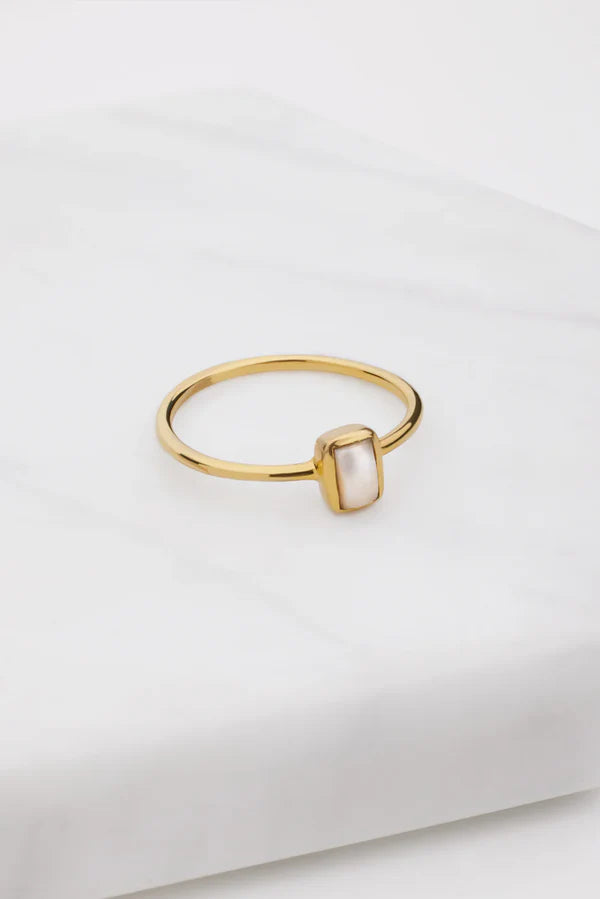 Zafino Grace Pearl Ring – Gold (Size 8)